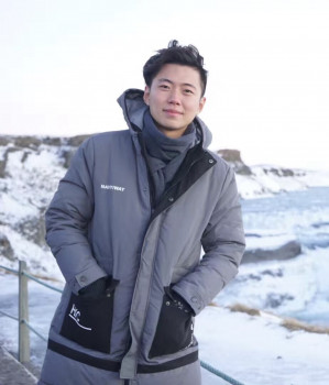 Yingwei Hou